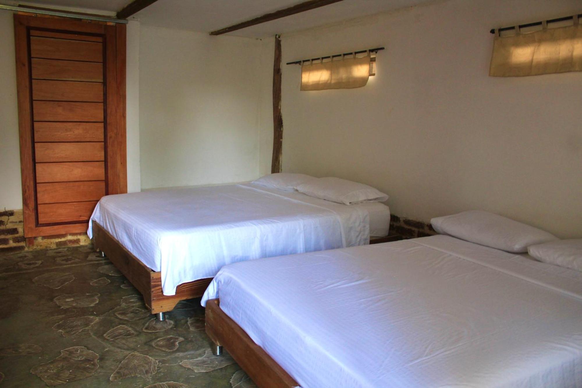 Hierba Buena Eco Hostel エル・ザイノ エクステリア 写真